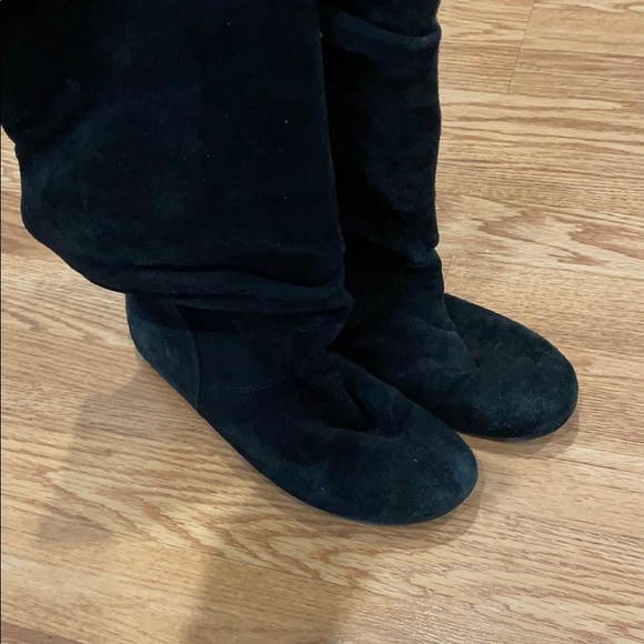 Boots - Picture 3 of 3